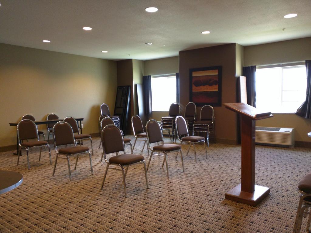 Microtel Inn & Suites By Wyndham Minot Extérieur photo