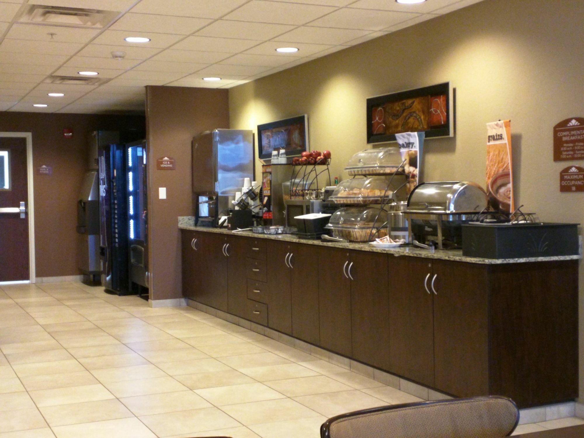 Microtel Inn & Suites By Wyndham Minot Extérieur photo